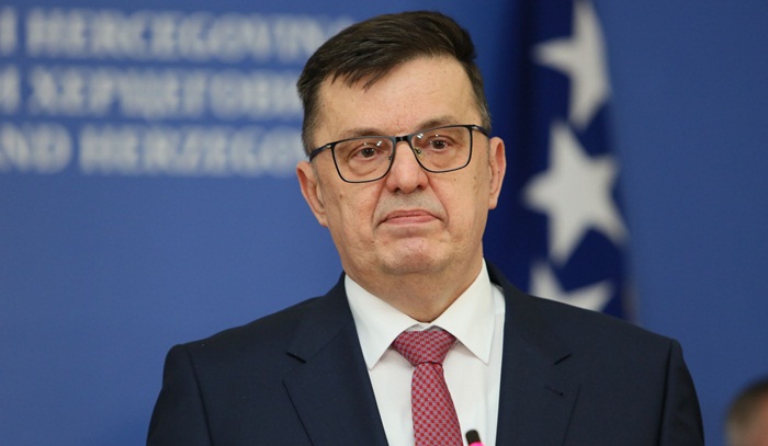Tegeltija: Entiteti i Brčko će se baviti direktim nabavkama vakcine