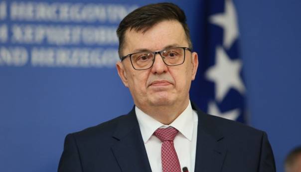 Tegeltija: Entiteti i Brčko će se baviti direktim nabavkama vakcine