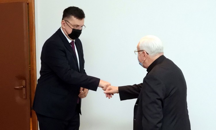 Tegeltija i apostolski nuncij u BiH Pezzuto o saradnji BiH i Katoličke crkve