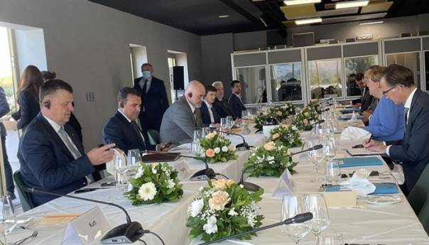 Tegeltija i lideri Z. Balkana s Merkel: Dinamizirati reforme