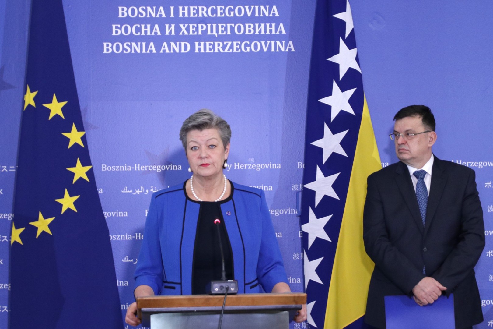 Tegeltija komesarki EU: BiH ne može biti talac migrantske krize