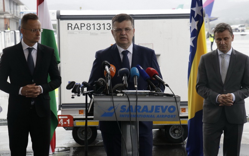 Tegeltija: Mađarska donacija vakcina je rezultat mojih i Novalićevih napora