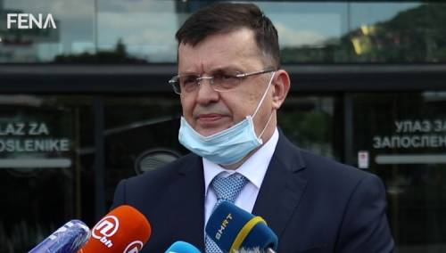 Tegeltija nakon sjednice Vijeća ministara o MMF-u, budžetu i izborima