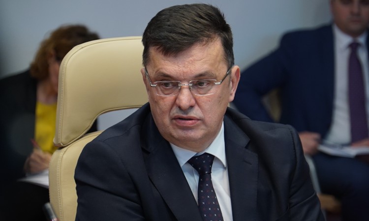 Tegeltija: Ne računam na 10. srpski glas u parlamentu