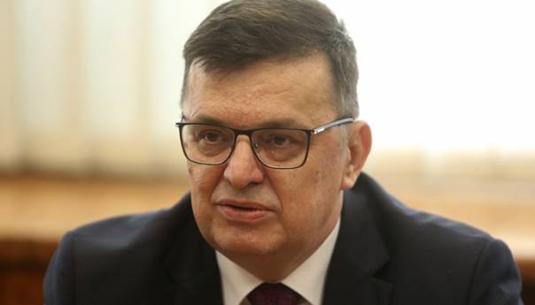 Tegeltija: Neka nas Uskrs podsjeti na temeljna načela ljubavi prema bližnjem