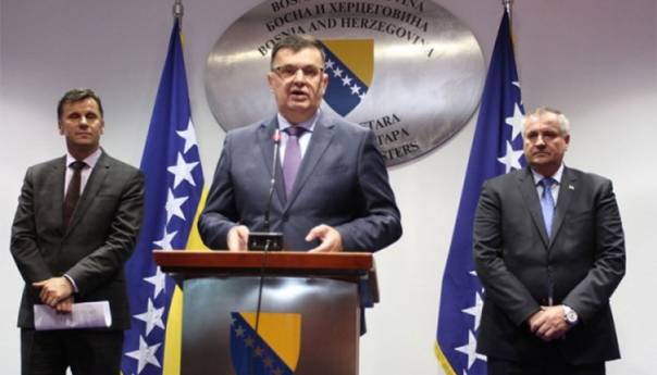 Tegeltija, Novalić i Višković sutra o nabavci vakcina