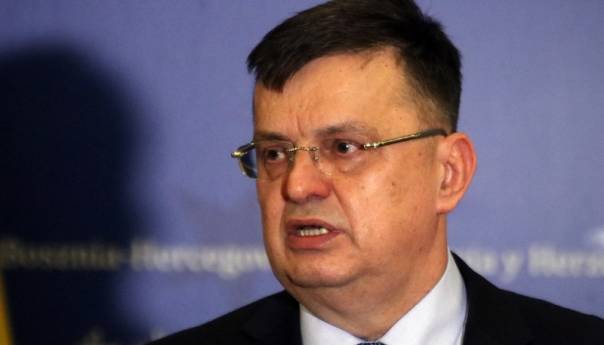 Tegeltija odgovorio Forti na otvoreno pismo