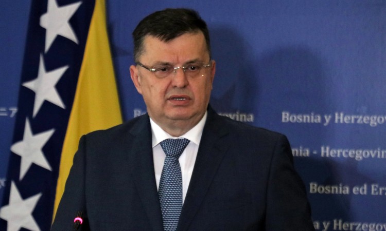 Tegeltija: Oštro osuđujemo stradanje nevinih ljudi