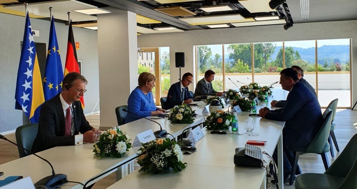 Tegeltija otkrio detalje razgovora s Merkel o Schmidtu i Izbornom zakonu