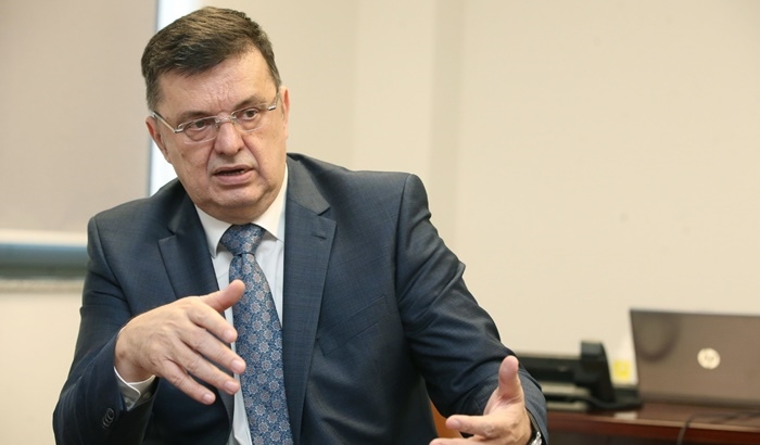 UIO će tražiti najbolje studente i mlade koji će raditi na razvoju Uprave