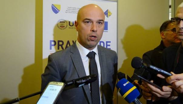 Tegeltija poziva sudije i tužioce da objave podatke o imovini