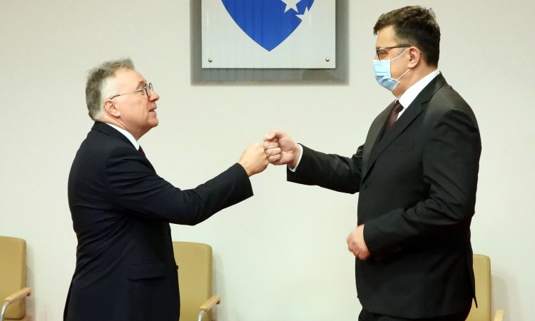 Tegeltija razgovarao s ruskim ambasadorom Kalabuhovim