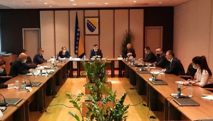 Tegeltija s predstavnicima privrednih komora o novom zakonu o javnim nabavkama