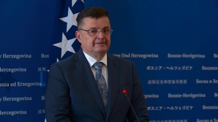 Tegeltija: Sredinom februara prve vakcine iz Kovaks programa