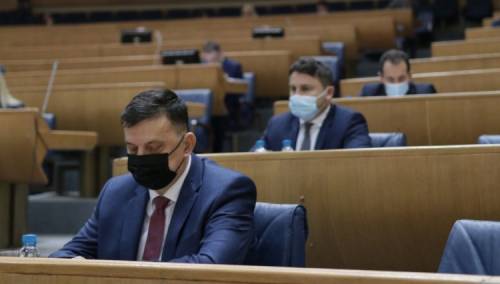 Tegeltija: BiH ima potpisane ugovore o nabavci vakcina za 40 posto stanovništva