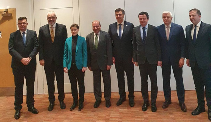 Tegeltija u Londonu: Predano raditi na reformama