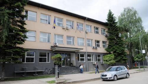 Tek kupio auto pa usmrtio dva brata