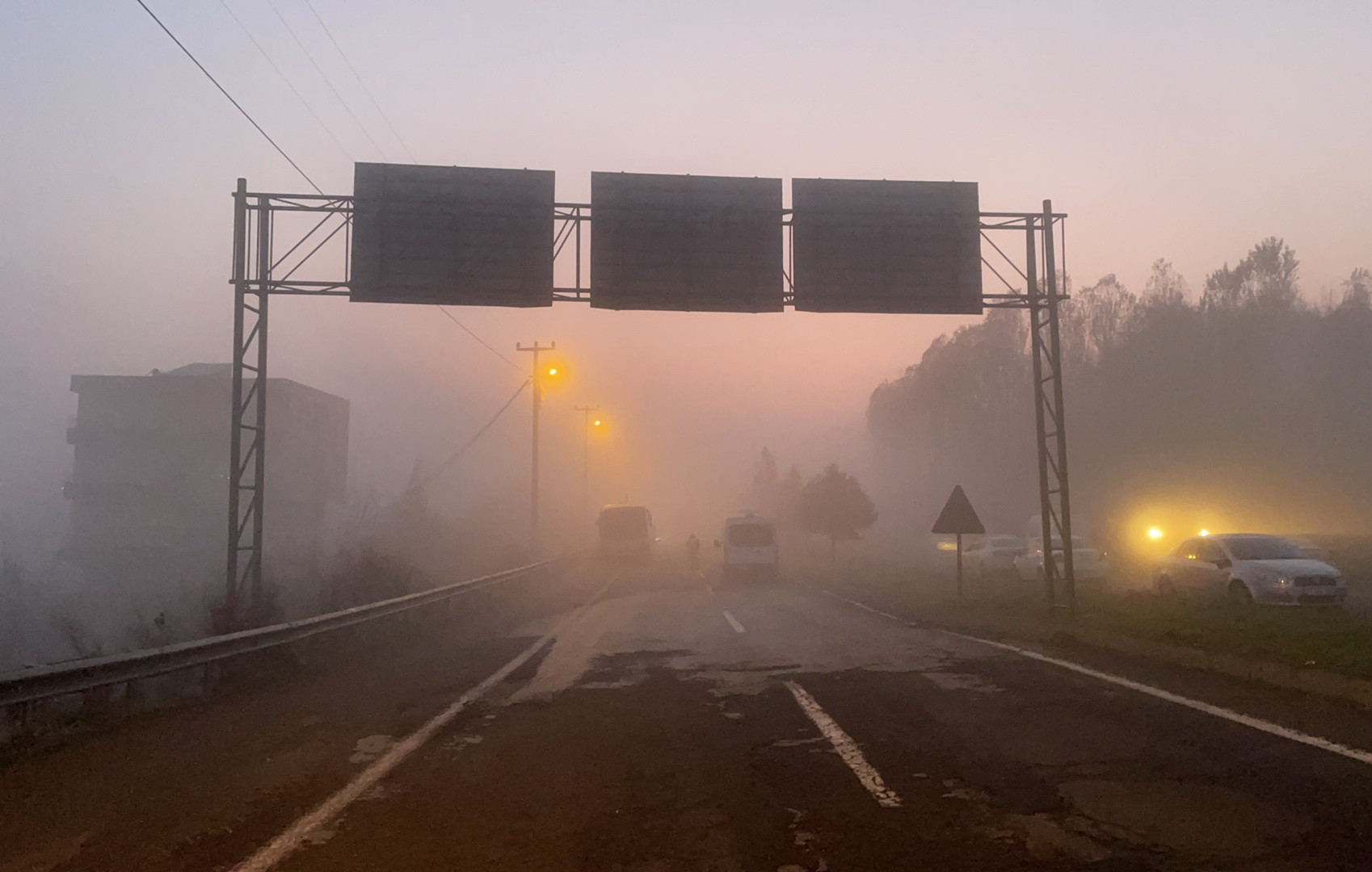 Teroristički napad u Turskoj: Napadnuto policijsko vozilo
