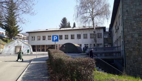 Tešanjska bolnica i dalje bez hospitaliziranih, u zeničkoj na liječenju četiri Covid-pacijenta