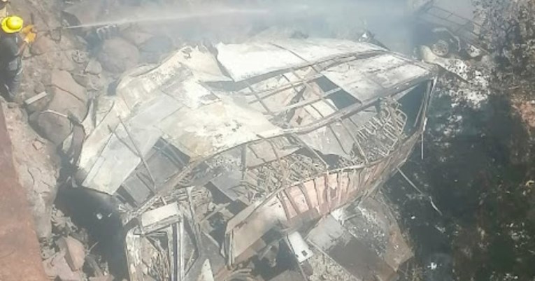 Teška autobusna nesreća u Južnoafričkoj Republici, poginulo 45 ljudi