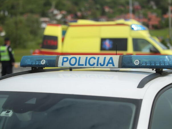 Teška nesreća na Pelješcu: Dvije osobe poginule, četvero povrijeđeno