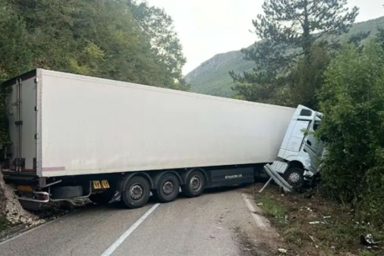 Teška nesreća na putu Trebinje-Nikšić