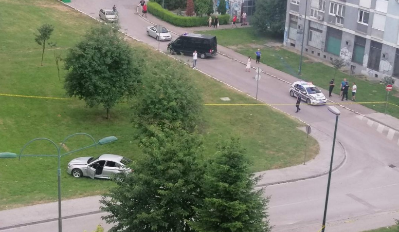 Teška nesreća u Sarajevu: Autom udario dvije ženske osobe