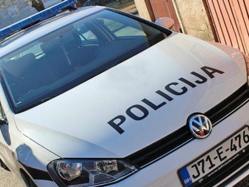 Teška nesreća u Velikoj Kladuši, muškarac stradao u svom dvorištu