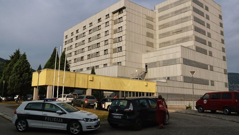 Teška saobraćajka kod Neuma: U sudaru BMW-a povrijeđen mladić