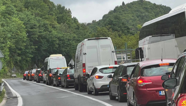 Teška saobraćajna nesreća kod Konjica, ima povrijeđenih