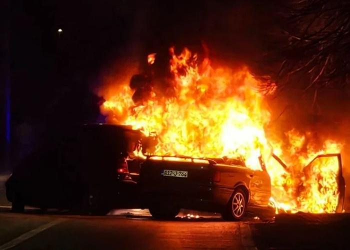 Teška saobraćajna nesreća kod Ljubuškog, zapalila se dva automobila