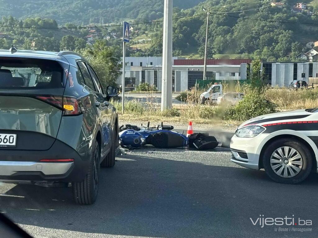 Teška saobraćajna nesreća na putu prema Vogošći, saobraćaj usporen