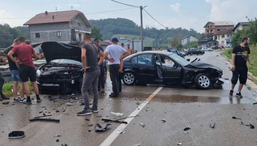 Teška saobraćajna nesreća u mjestu Vrnograč