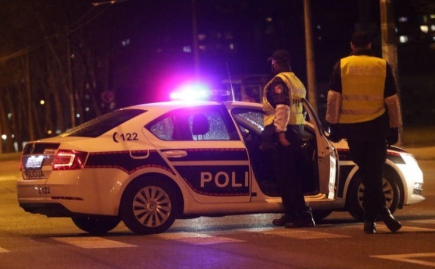 Teška saobraćajna nesreća u Pazariću: Dvije osobe zadobile teške povrede