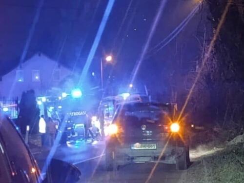 Teška saobraćajna nesreća u Tuzli: Obustavljen saobraćaj