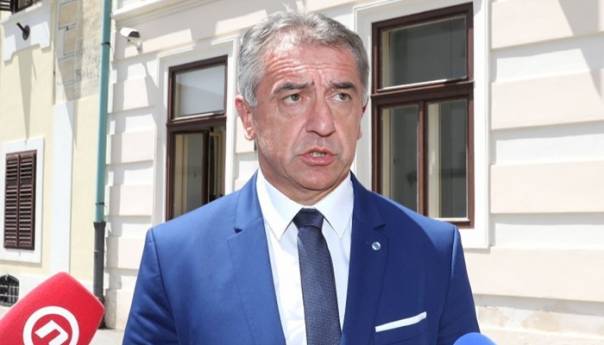 Teško povrijeđen bivši HDZ-ov ministar zdravstva