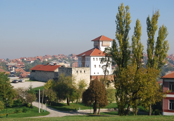Teško povrijeđen vozač motora (15) u Gradačcu