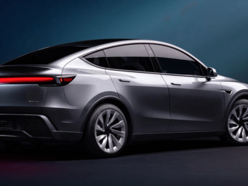 "Tesla" povlači 219.000 automobila