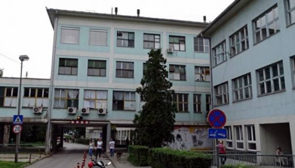 Tešnjak zaražen koronom operisan, testirana i trudnica