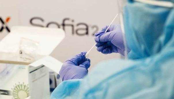 Testovi na koronavirus trebali bi se koristiti češće od karantena