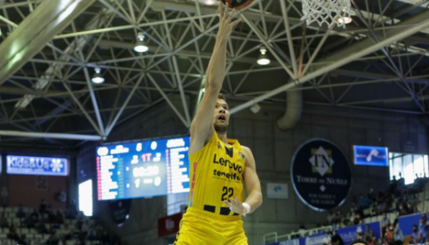 Težak poraz Tenerifea na startu play-offa