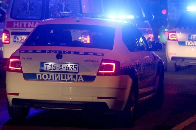 Težak sudar kod Banjaluke, kamion sletio u Vrbas