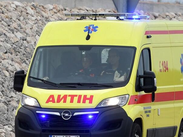 Težak sudar u Hrvatskoj: Dječji autobus sletio sa ceste