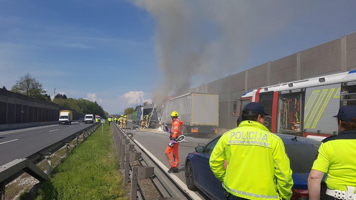 Težak udes u Sloveniji: U sudaru četiri kamiona jedna osoba poginula
