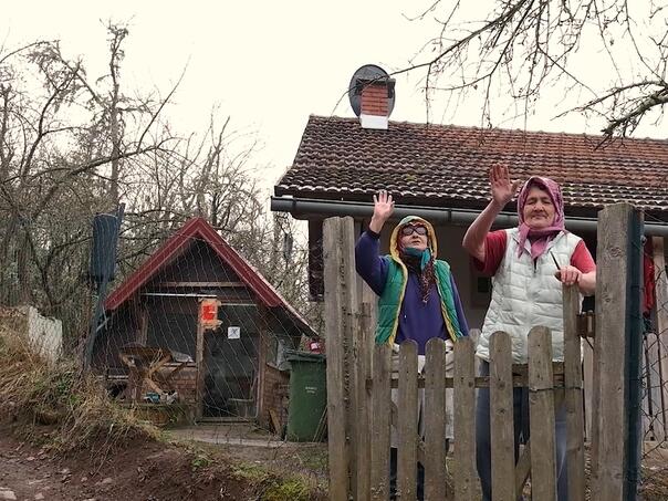 Težak život, ali vedar duh: Priča sestara Sofović iz Kaoštica