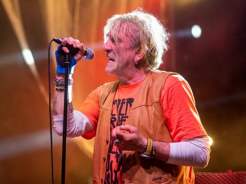 Tifa predstavio singl "Rasplele se kose Bosne"