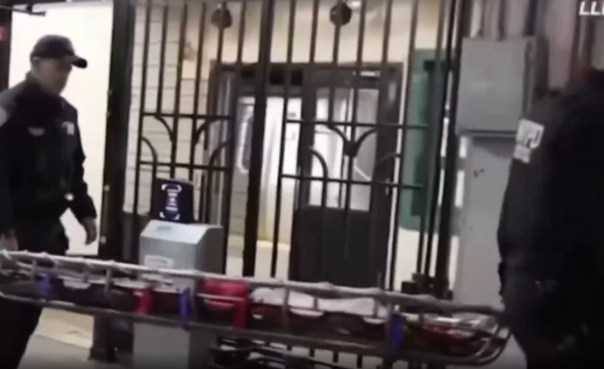 Tijela dvije tinejdžerke pronađena na vozovima: Za sve kriv Tiktok?