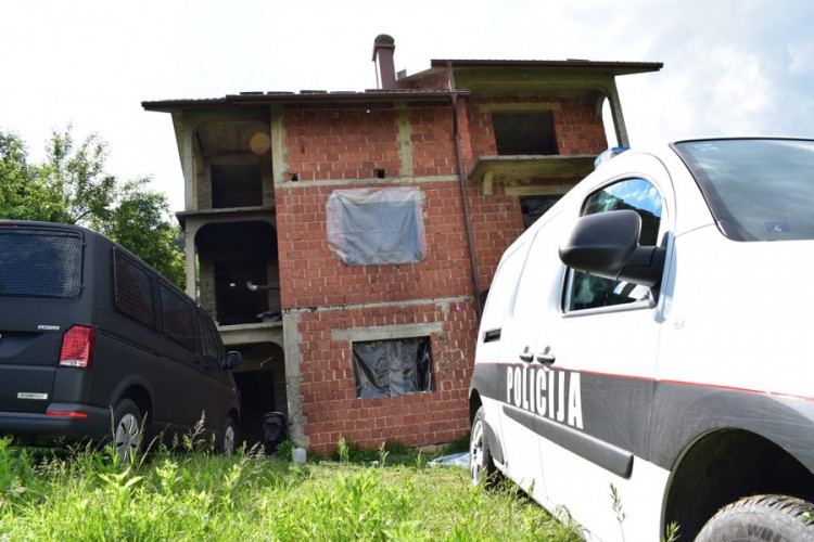 Tijelo migranta pronađeno u nedovršenoj kući