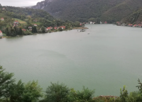 Tijelo Srbijanca pronađeno u jezeru u BiH