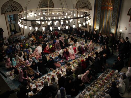TIKA organizovala iftar za polaznike Škole hifza i mektepske pouke u Sarajevu